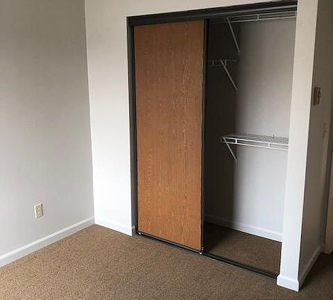 4th image of 6410 8th Ave NE APT 302