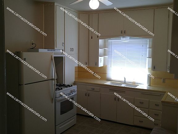 3rd image of 1115 T St