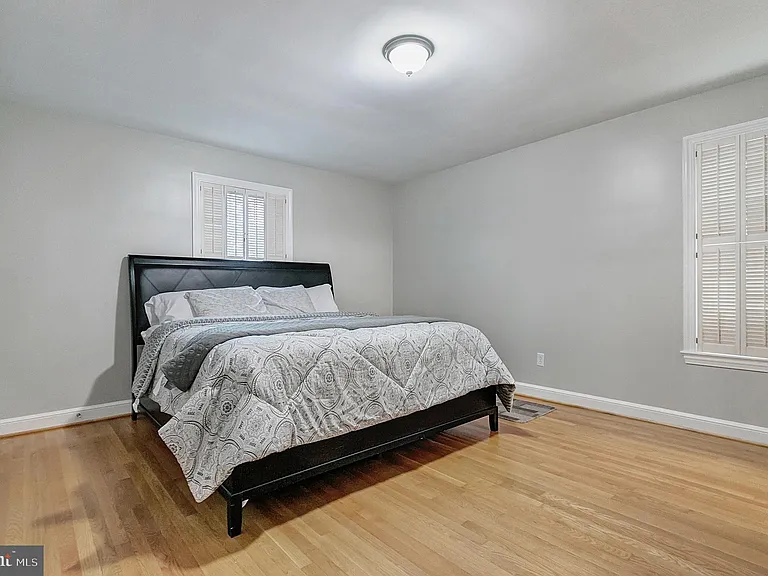 2108 48th St NW — Photo 12