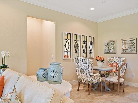 4th image of 8213 Prestbury Dr