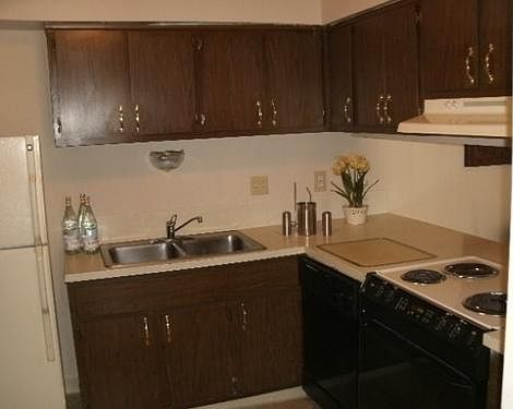 5th image of 5701 E 96th Pl APT 302
