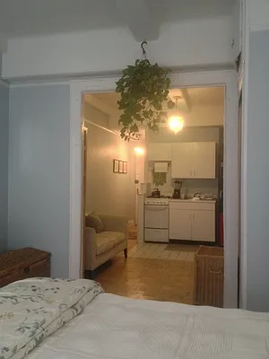 Rented by AJ Clarke | media 44