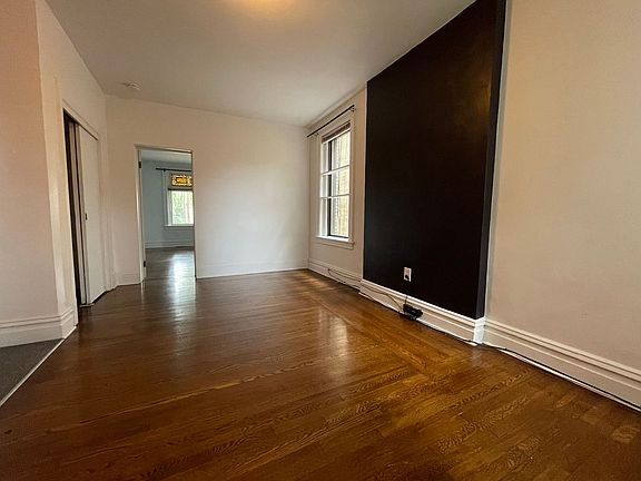 5th image of 213 S Aiken Ave #1