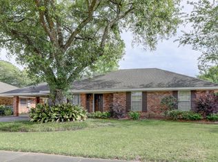 945 Eddins Ave, Opelousas, LA 70570