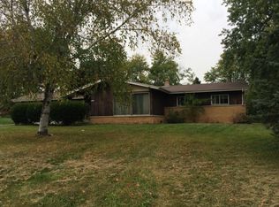 16660 Eldorado Dr, Brookfield, WI 53005