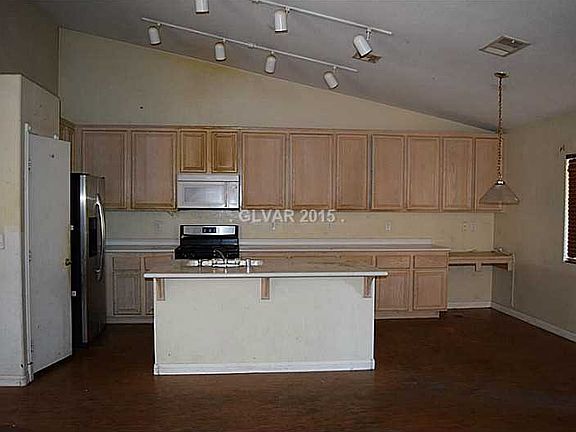 5th image of 1084 Sandstone Canyon Ct