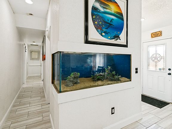 4th image of 7647 Blanchard Way
