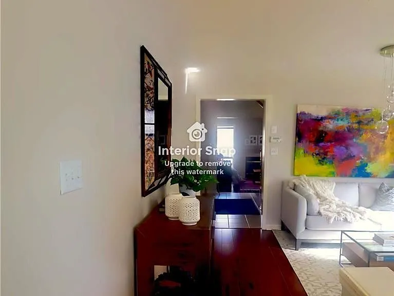 930 Gazley Cir — Photo 7