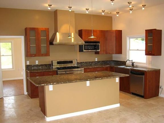3rd image of 1828 Campesino Pl