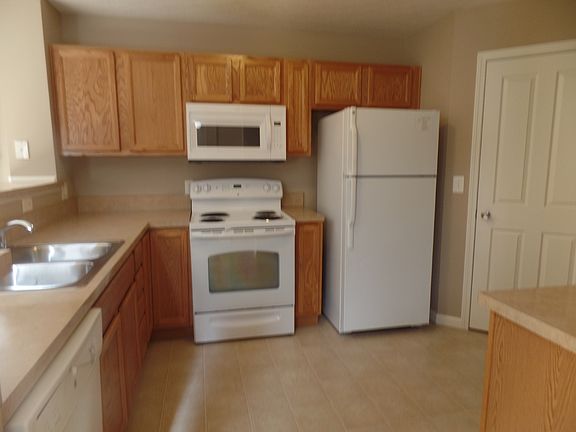 4th image of 7446 Grand Bahama Dr