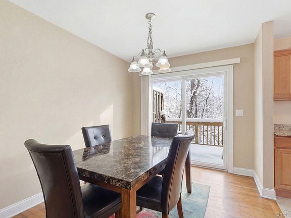 4th image of 60 Wenliss Terrace