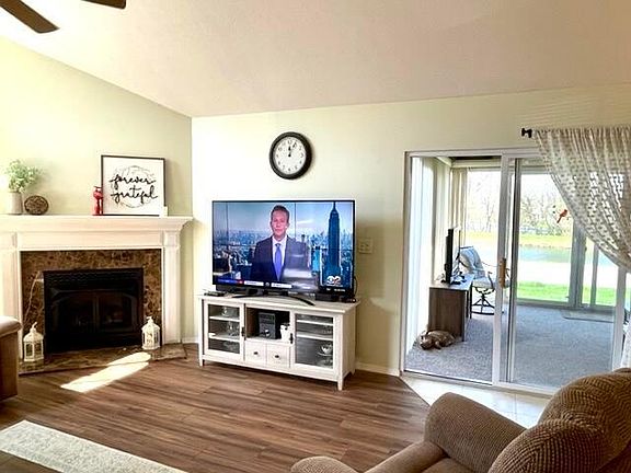 5th image of 3990 Silvaner Dr #24-399