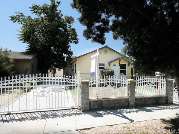 3568 E 54th St, Maywood, CA 90270