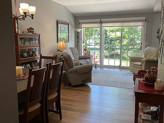 3rd image of 1235 Camden Ct