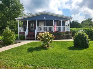 44 Run St, Slovan, PA 15078