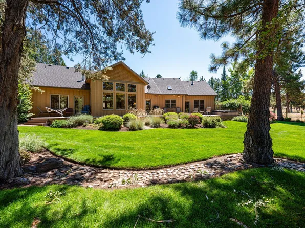 17690 Mountain View Rd, Sisters, OR 97759