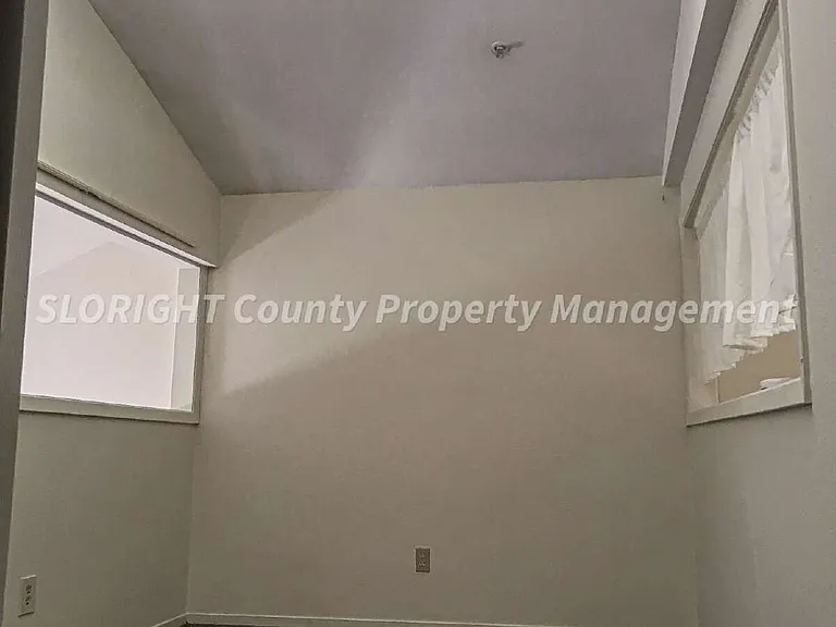 1185 E Foothill Blvd #3 — Photo 15