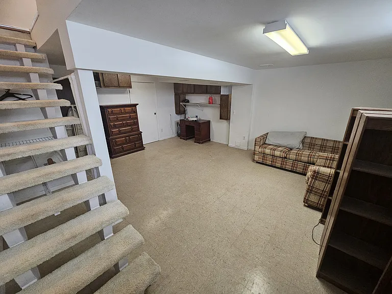 25 Dickinson Ave #H — Photo 9