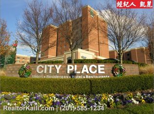 3105 City Pl, Edgewater, NJ 07020