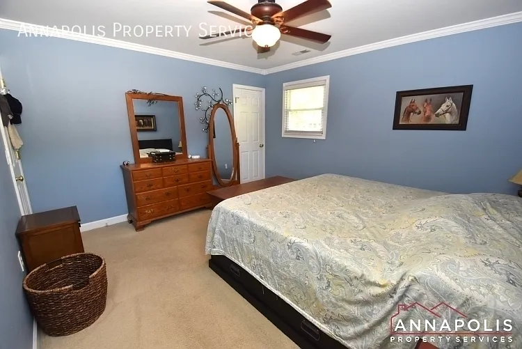 957 Highpoint Dr — Photo 10