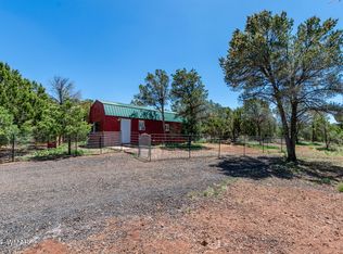 6 N 3299th, Vernon, AZ 85940