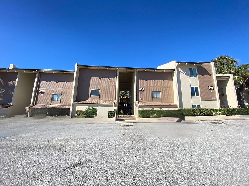 1st image of 608 Orange Dr APT 181