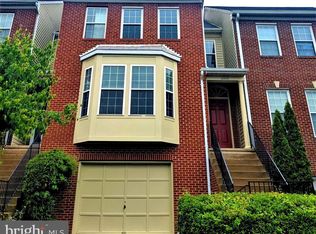 2909 Mainstone Dr, Fairfax, VA 22031