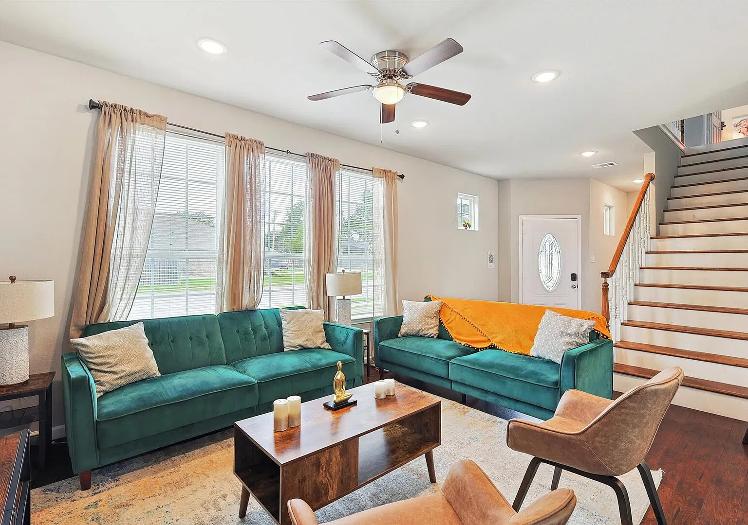4BR Arlington Home | 2 Miles to AT&T Stadium — Photo 4