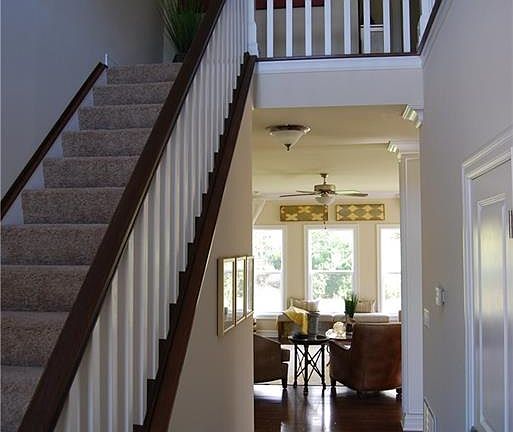 4th image of 9 Greenside Dr