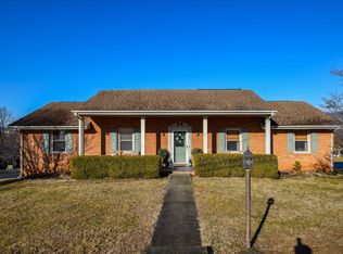 6706 Quail Pl, Roanoke, VA 24019