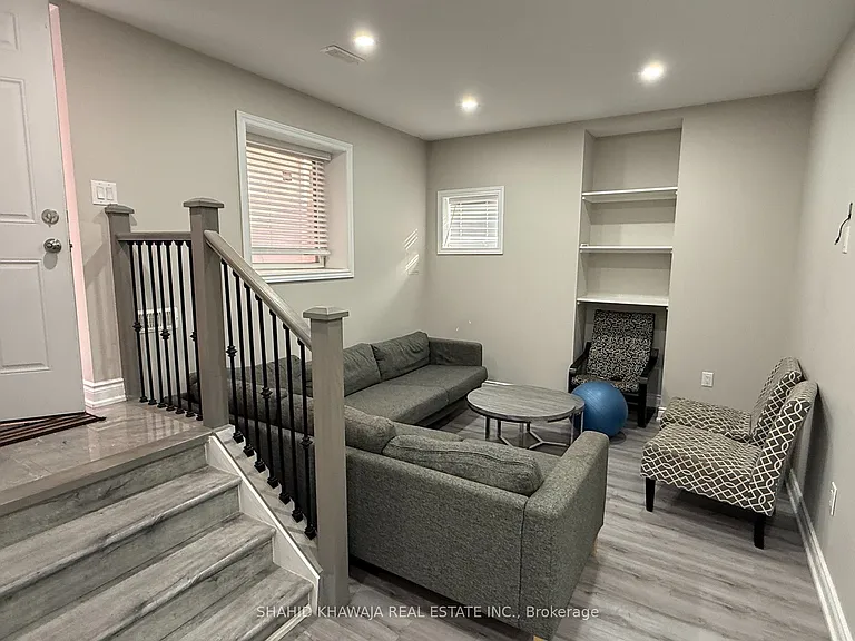 341 Blinco Ter #BASEMENT — Photo 4