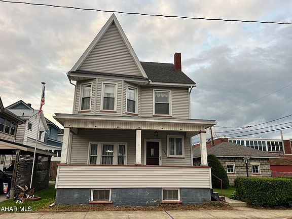 2nd image of 892 30th St