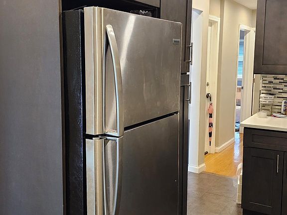 4th image of 732 E 102nd St Floor 2