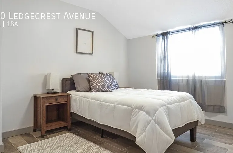 100 Ledgecrest Ave — Photo 10