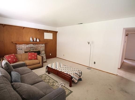 5th image of 3156 Normington Dr