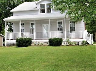 900 Hill Rd, Caseyville, IL 62232