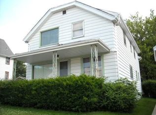 1331 Monroe Ave, Oak Creek, WI 53172