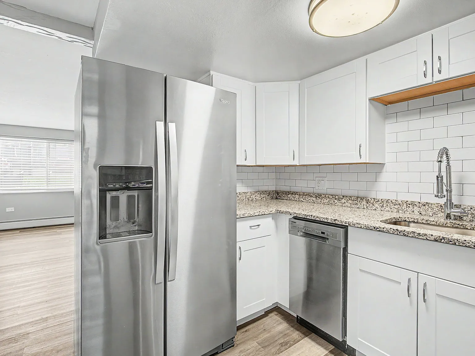 10765 W 7th Pl — Photo 3