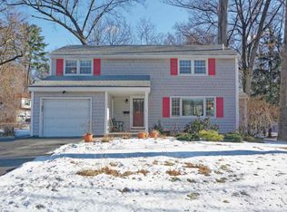 66 Saint Clair Dr, Delmar, NY 12054