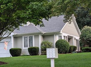 45 Running Brook Ln #106, Rochester, NY 14626