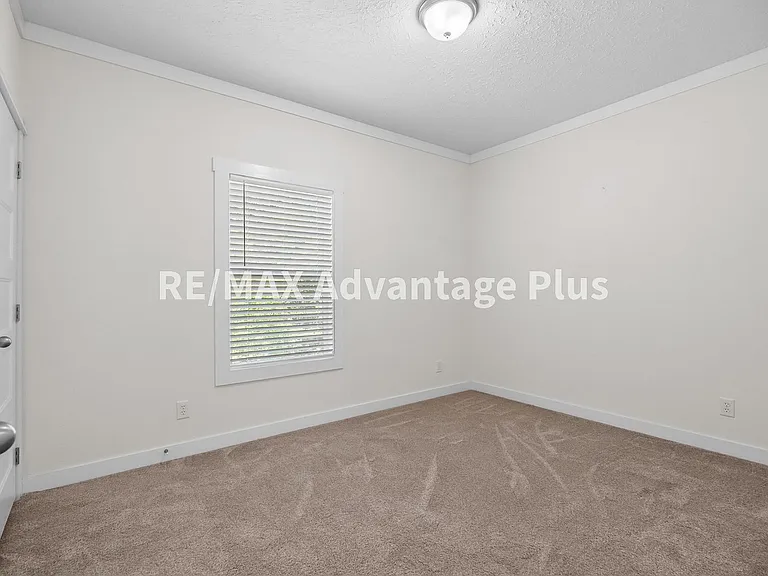 1407 Paradise Rd — Photo 29