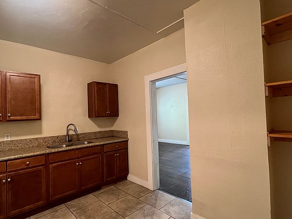 5th image of 222 S Eureka St APT 1