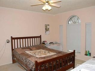 1715 Creekbend Dr, Lewisville, TX 75067