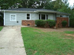 383 Norton Cir, Atlanta, GA 30328