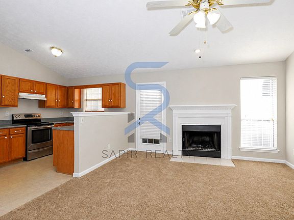 2nd image of 3912 Old Ivy Ct