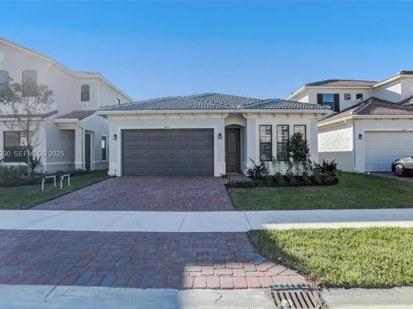 8450 NW 39th Ct, Coral Springs, FL 33065