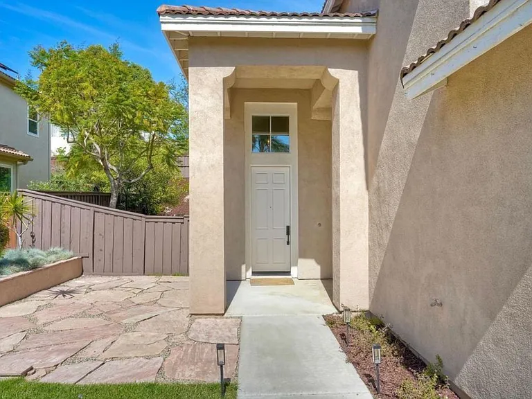 6890 Camino De Amigos — Photo 3