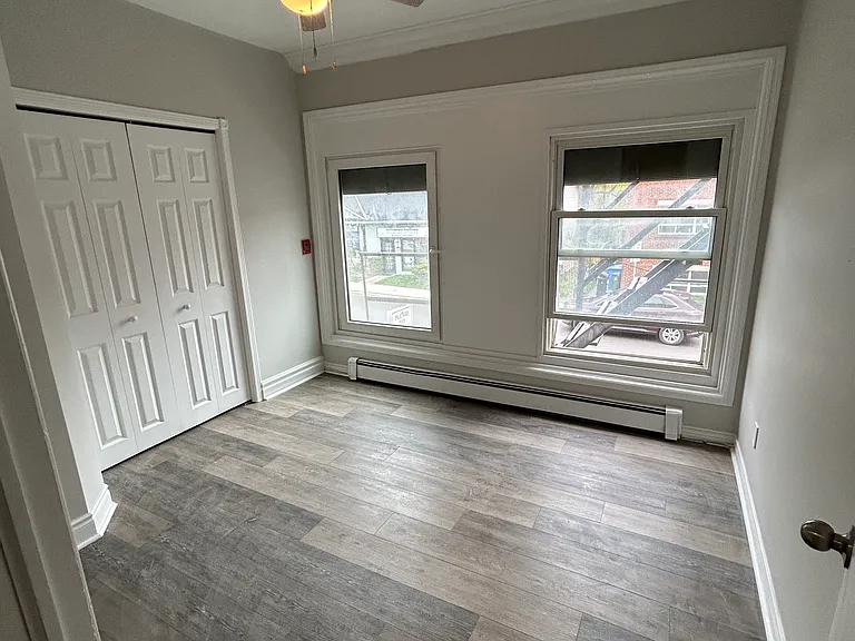 144 Locke St S #3 — Photo 17