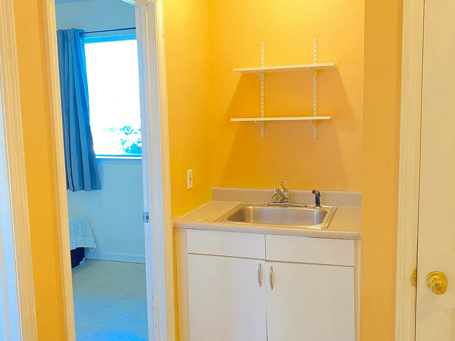 1 bed, $2,000 — Photo 2