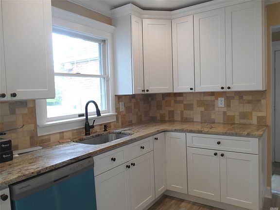 4th image of 119 Hearthside Dr